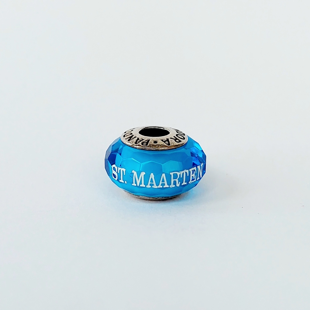 For @shoppingthunder Pandora St. Maarten RARE Exclusive Murano Charm